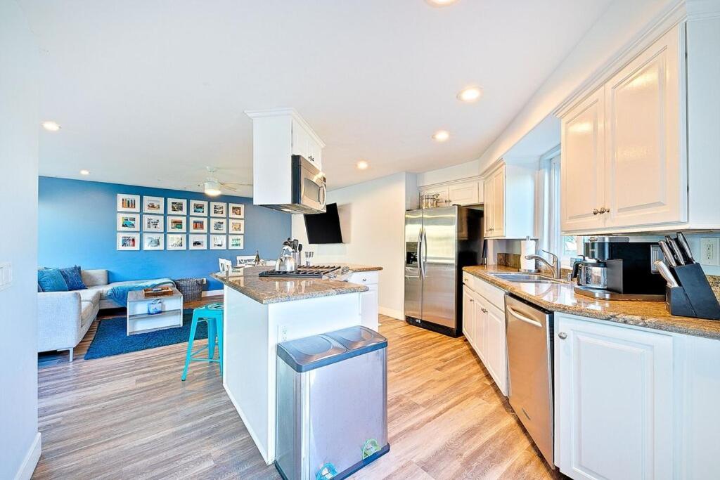 Stunning South Mission Home With Private Rooftop & Ocean Views! San Diego Bagian luar foto