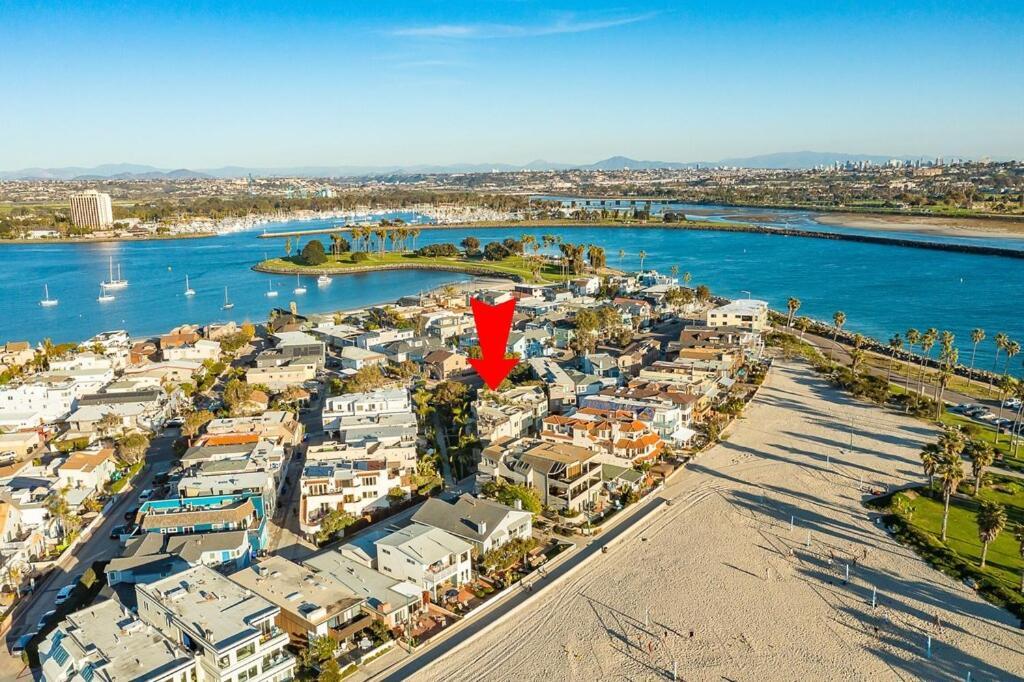 Stunning South Mission Home With Private Rooftop & Ocean Views! San Diego Bagian luar foto