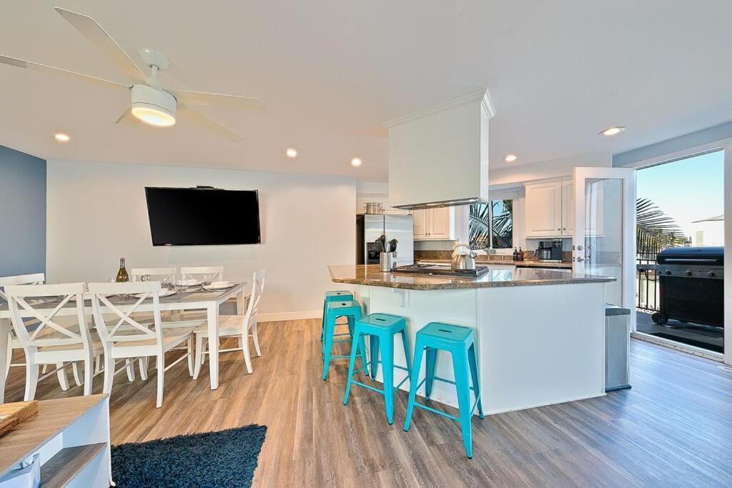 Stunning South Mission Home With Private Rooftop & Ocean Views! San Diego Bagian luar foto